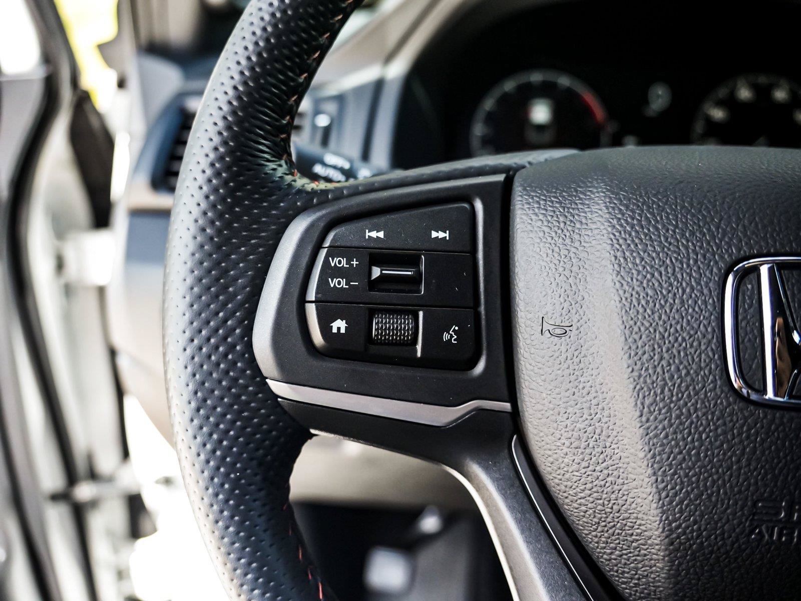 Used 2025 Honda Ridgeline TrailSport image 16