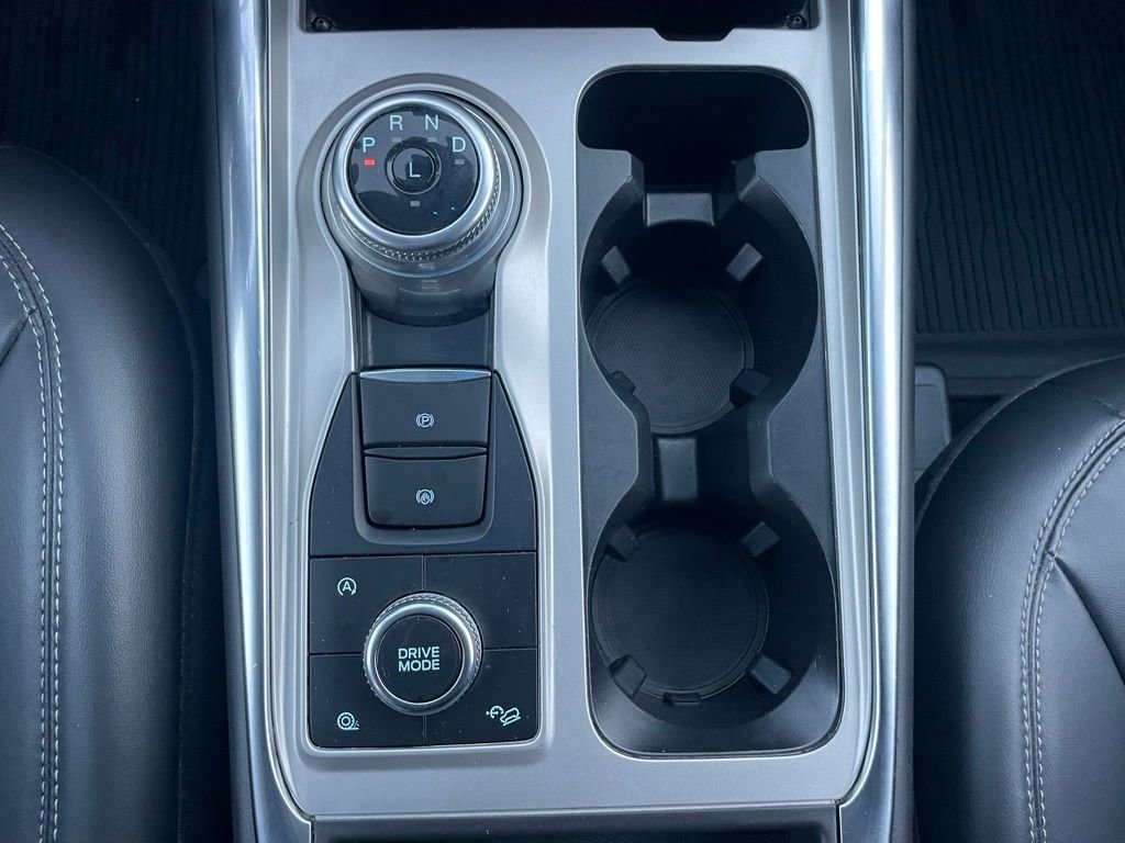 Certified 2024 Ford Explorer XLT w/ Equipment Group 202A image 16