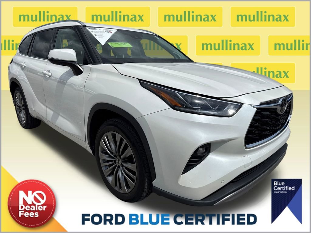 Used 2021 Toyota Highlander Platinum FWD image 1