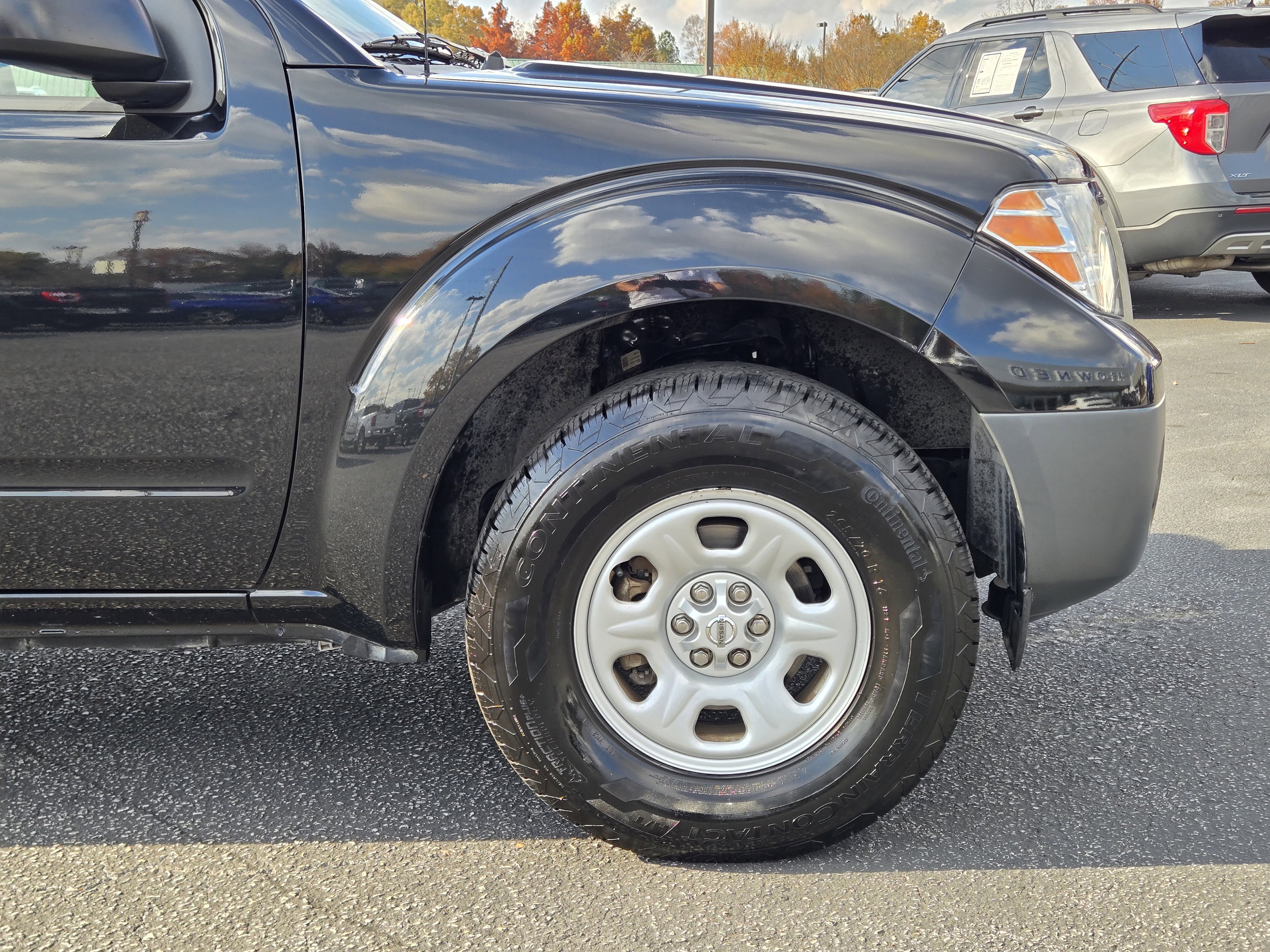 Used 2021 Nissan Frontier S w/ S Utility Package image 12