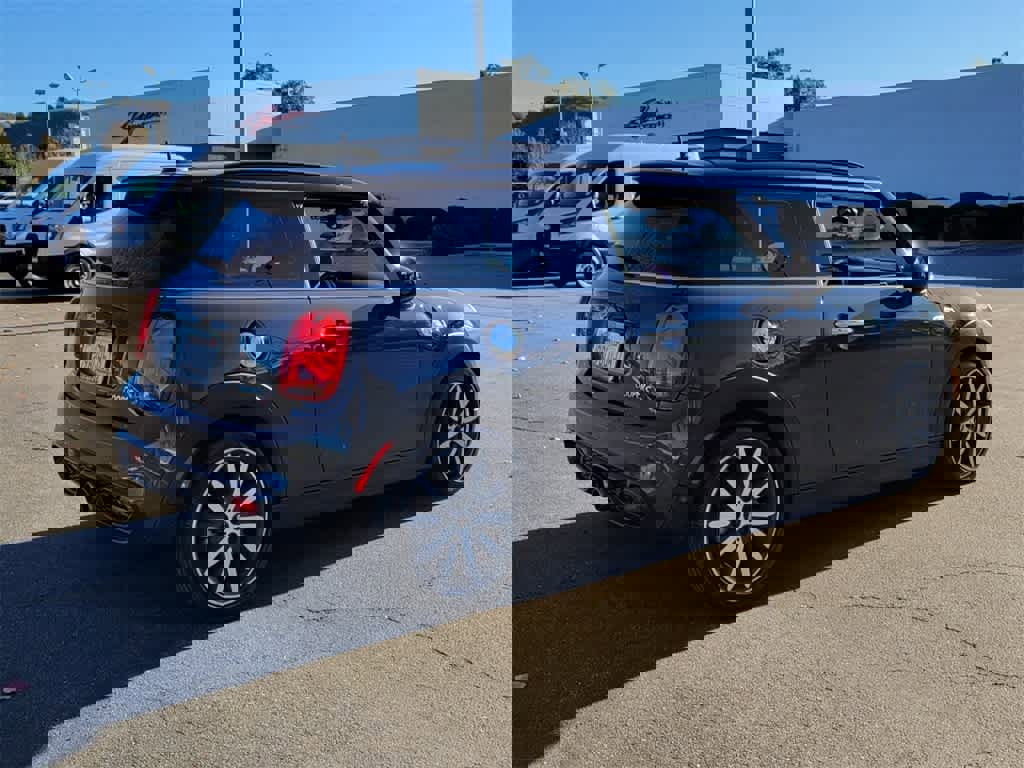 Used 2019 MINI Cooper S image 7