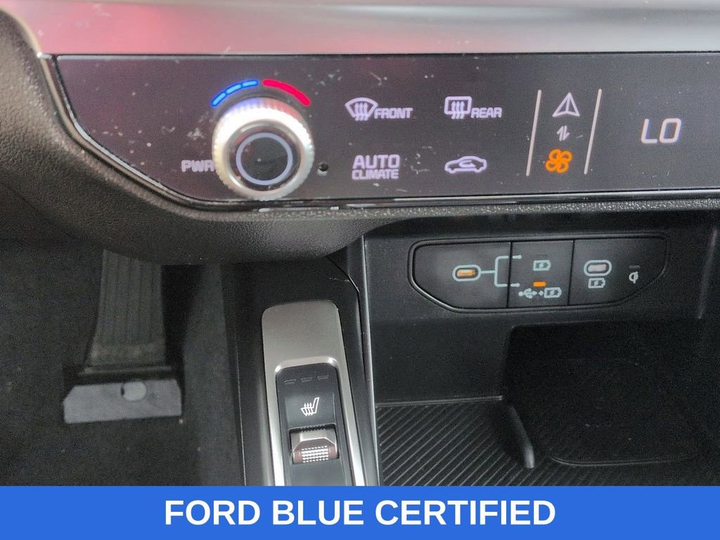 Used 2025 Kia Sorento S w/ Panoramic Sunroof Package FWD image 21