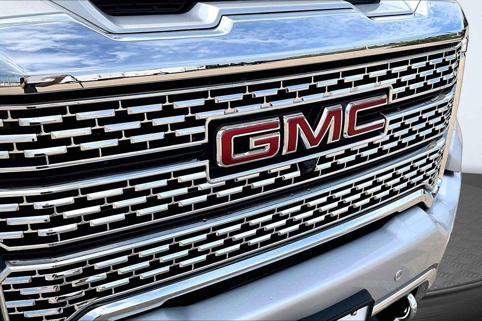 Used 2022 GMC Sierra 2500 Denali AWD/4WD image 30