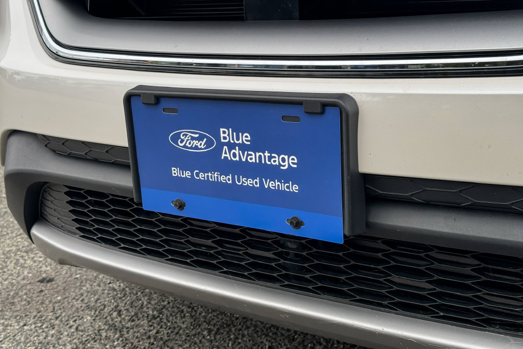 Certified 2018 Ford Edge SEL w/ Equipment Group 201A AWD/4WD image 10