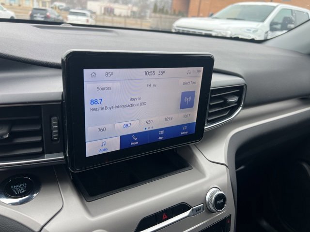 Certified 2022 Ford Explorer XLT w/ Equipment Group 202A image 13