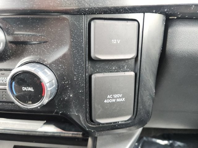 Certified 2024 Ford F350 Lariat w/ Chrome Package AWD/4WD image 32