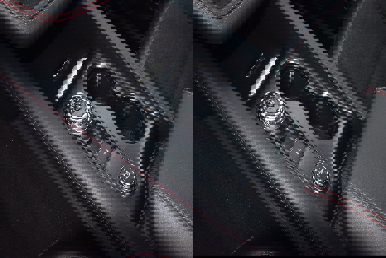 Certified 2025 Ford Explorer ST image 32