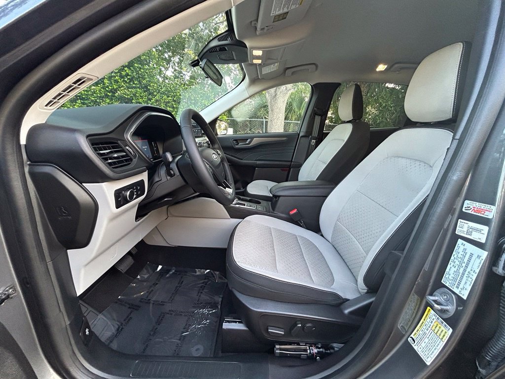 Certified 2023 Ford Escape Active FWD image 11