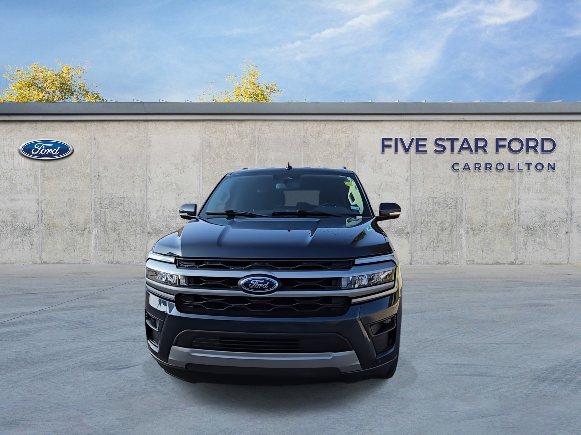 Certified 2022 Ford Expedition Max XLT image 4