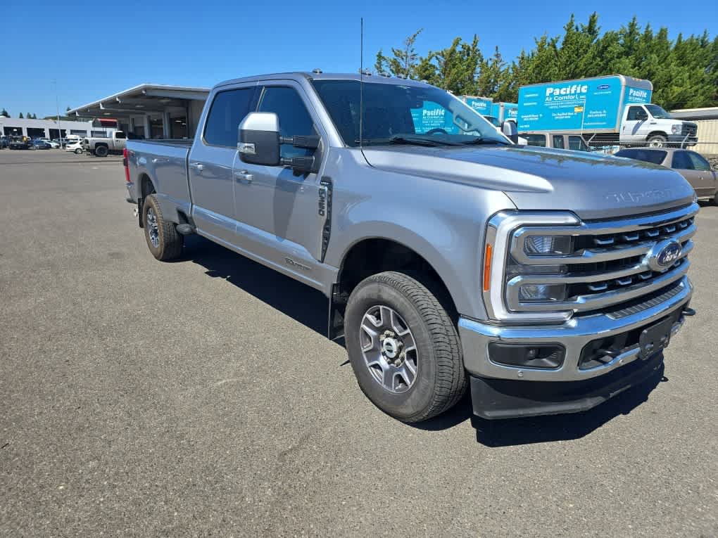 Certified 2023 Ford F350 Lariat w/ Lariat Ultimate Package AWD/4WD image 4