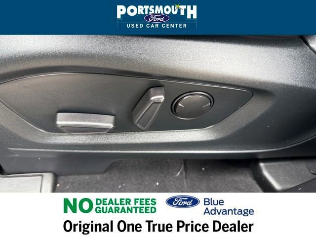 Certified 2022 Ford Explorer XLT w/ Equipment Group 202A image 28