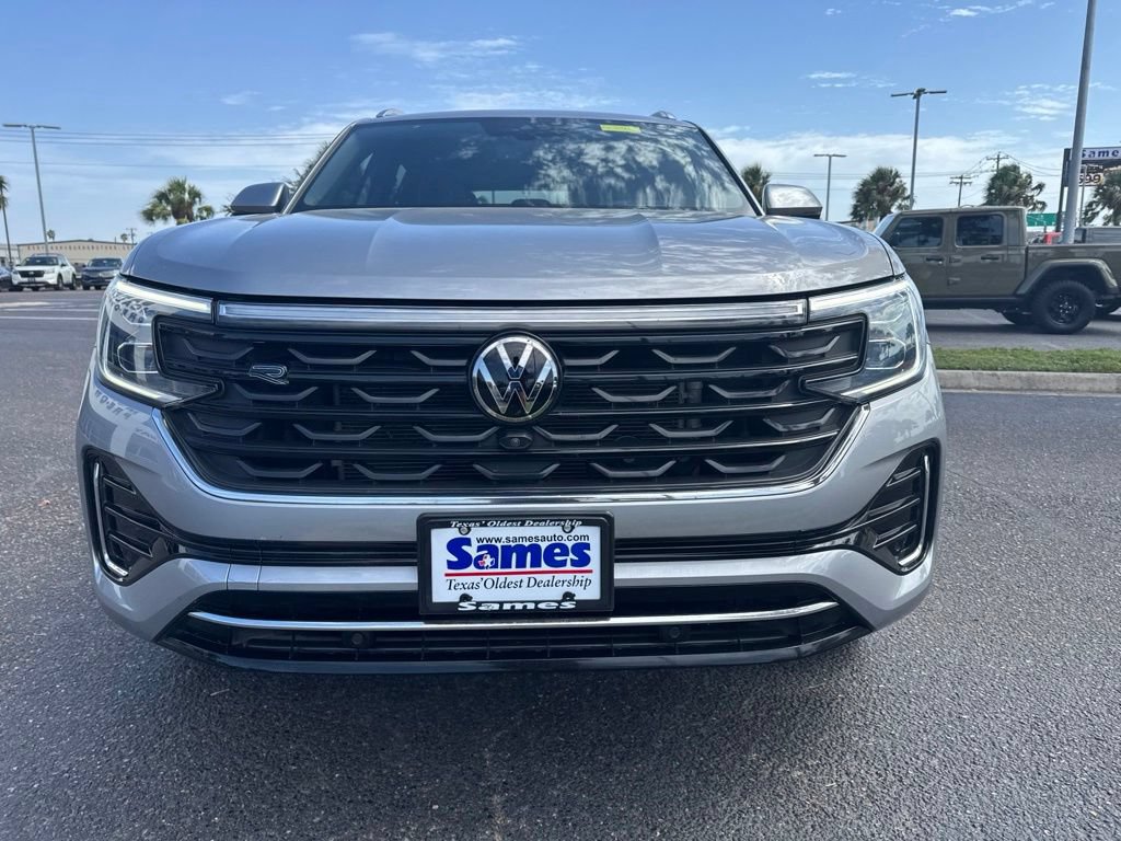 Used 2024 Volkswagen Atlas Cross Sport SEL Premium R-Line AWD/4WD image 7