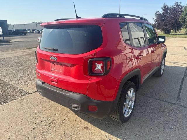 Used 2023 Jeep Renegade Latitude w/ Premium Group AWD/4WD image 8
