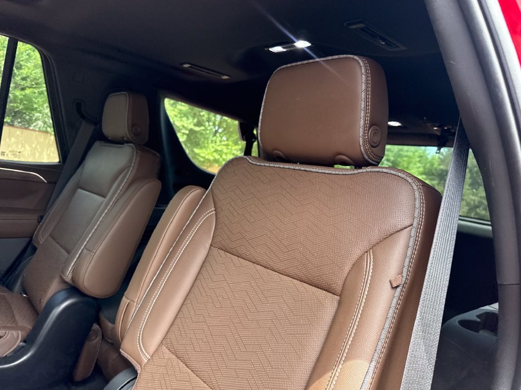 Used 2022 Chevrolet Tahoe High Country AWD/4WD image 21