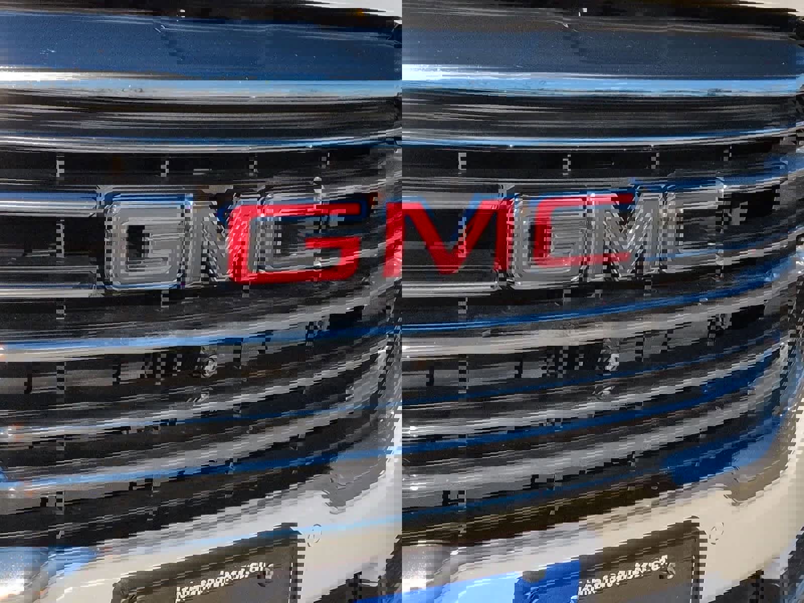 Used 2022 GMC Terrain SLT w/ Infotainment Package II image 12