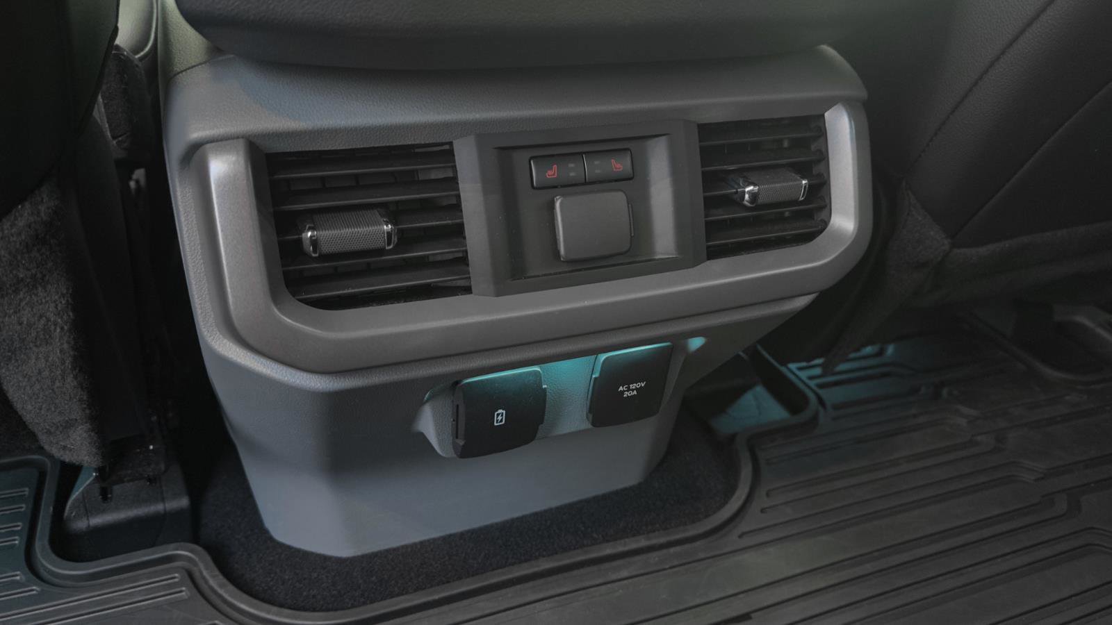 Certified 2023 Ford F150 Lariat w/ Equipment Group 502A High image 13