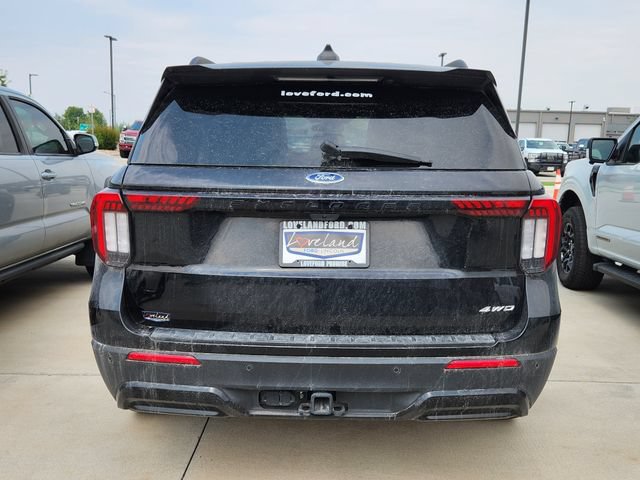 Certified 2025 Ford Explorer ST-Line w/ ST-Line Street Pack AWD/4WD image 2