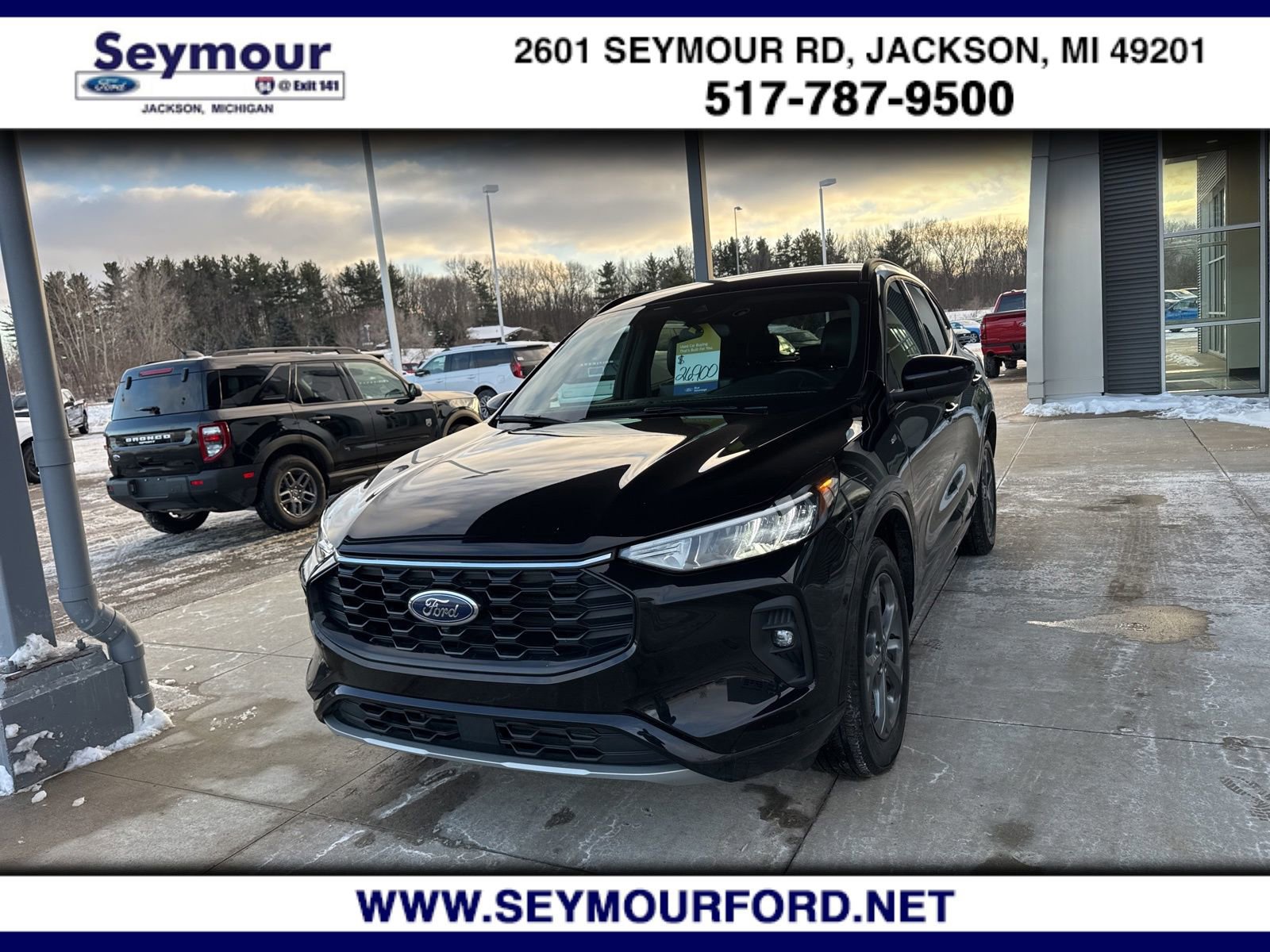 Certified 2024 Ford Escape ST-Line Select w/ Tech Pack #2 image 9