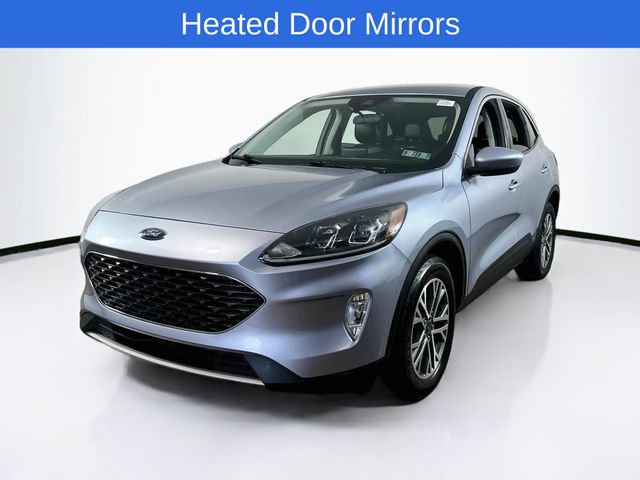Certified 2022 Ford Escape SEL w/ Technology Package AWD/4WD image 3