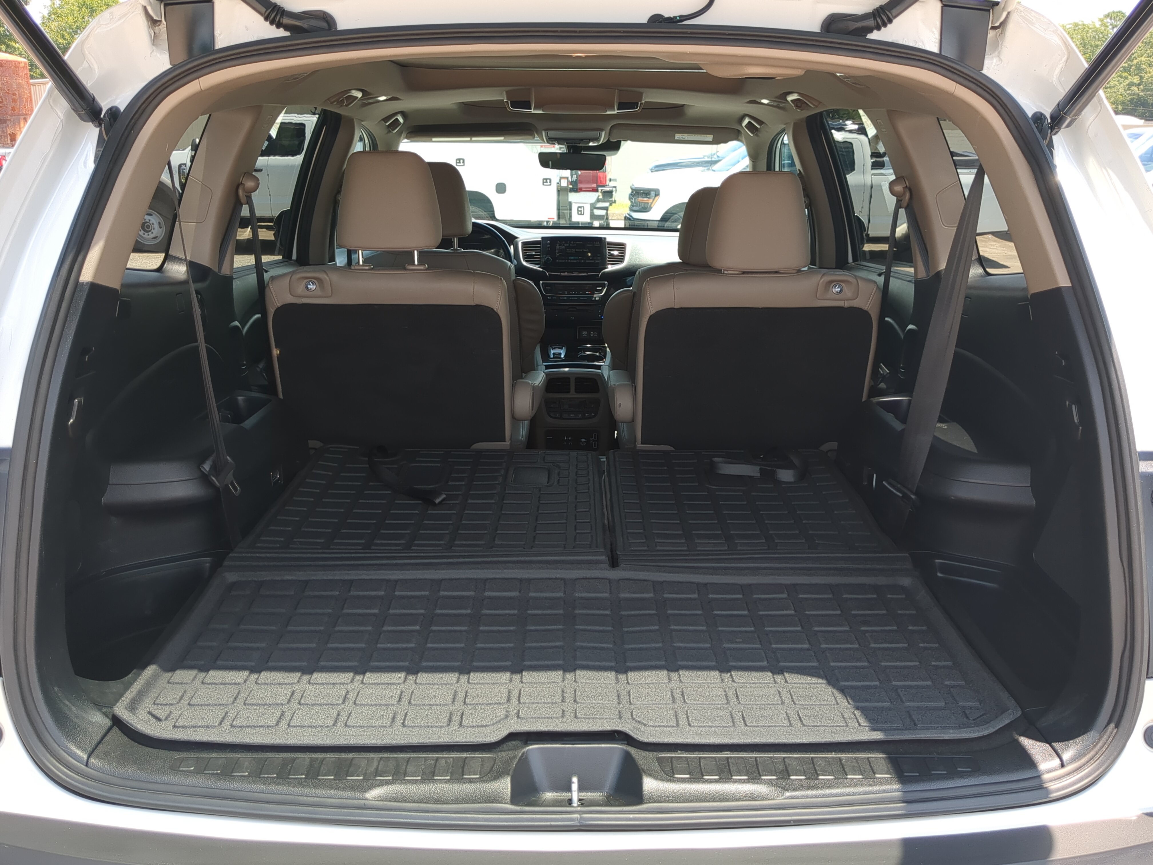 Used 2020 Honda Pilot Elite image 11
