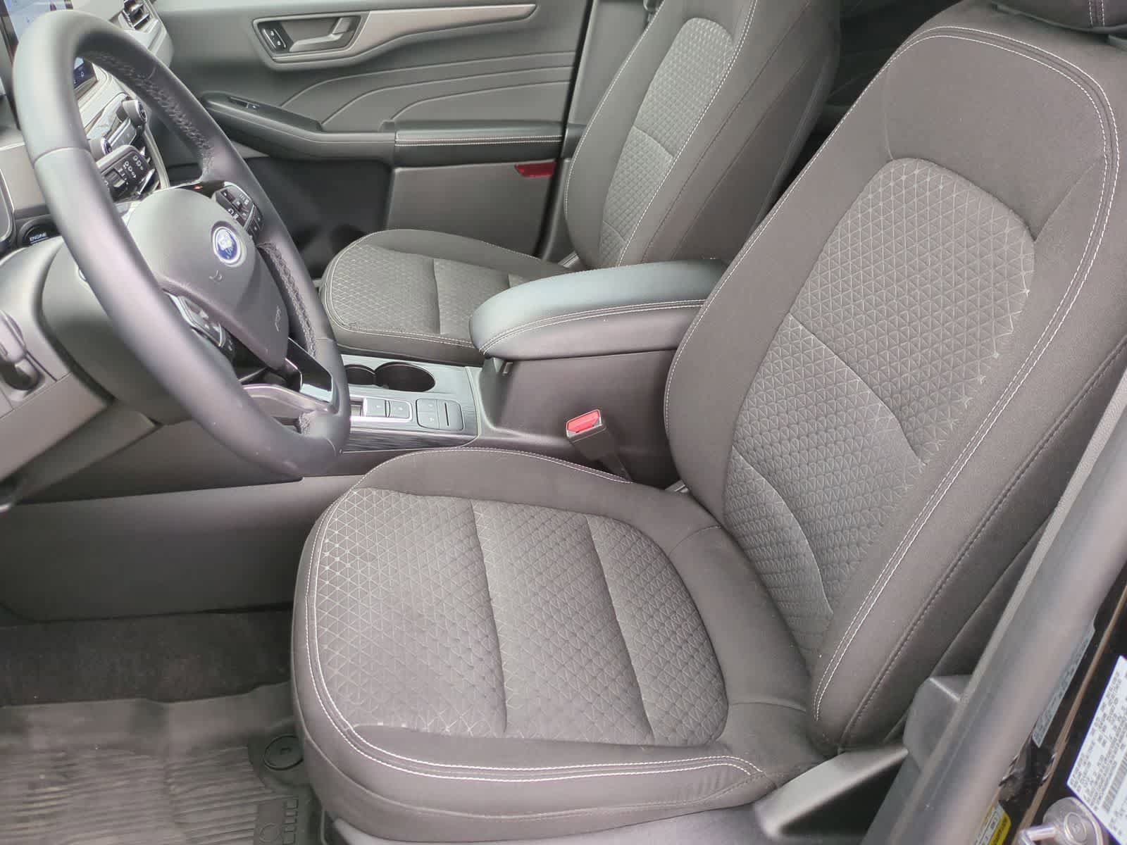 Certified 2023 Ford Escape Active AWD/4WD image 16