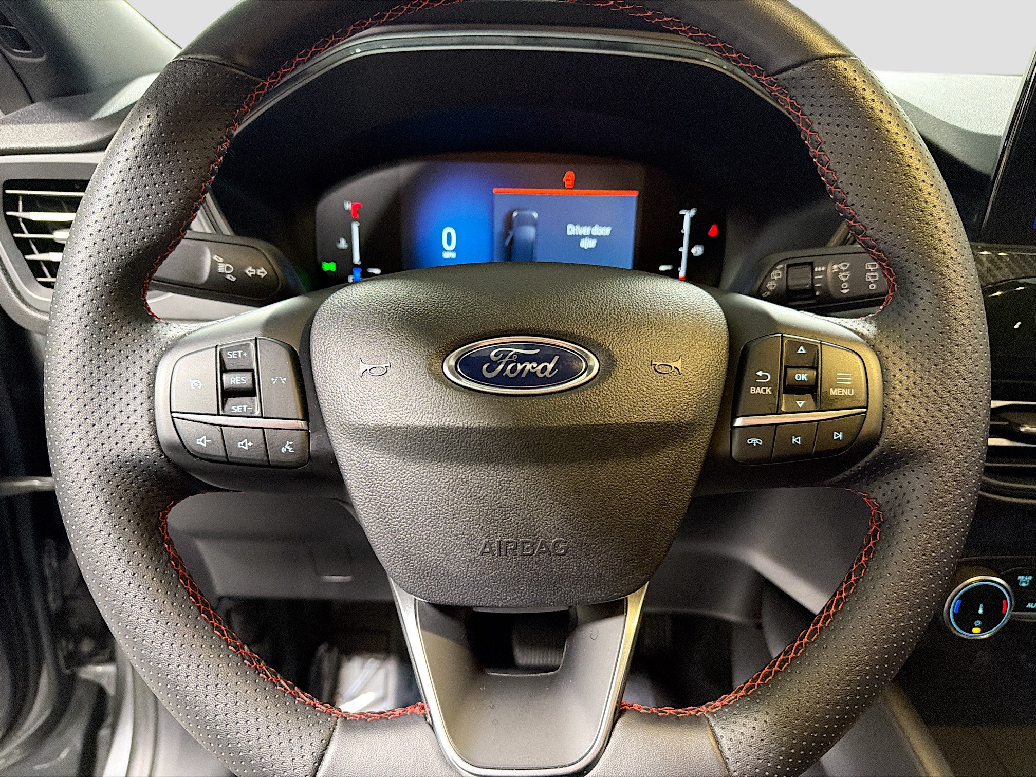 Certified 2025 Ford Escape ST-Line AWD/4WD image 19