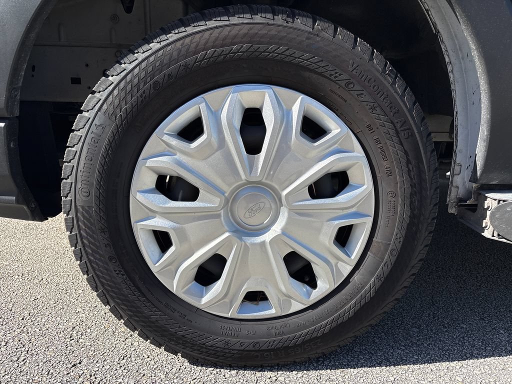 Certified 2025 Ford Transit 250 Low Roof w/ Exterior Upgrade Package RWD image 15