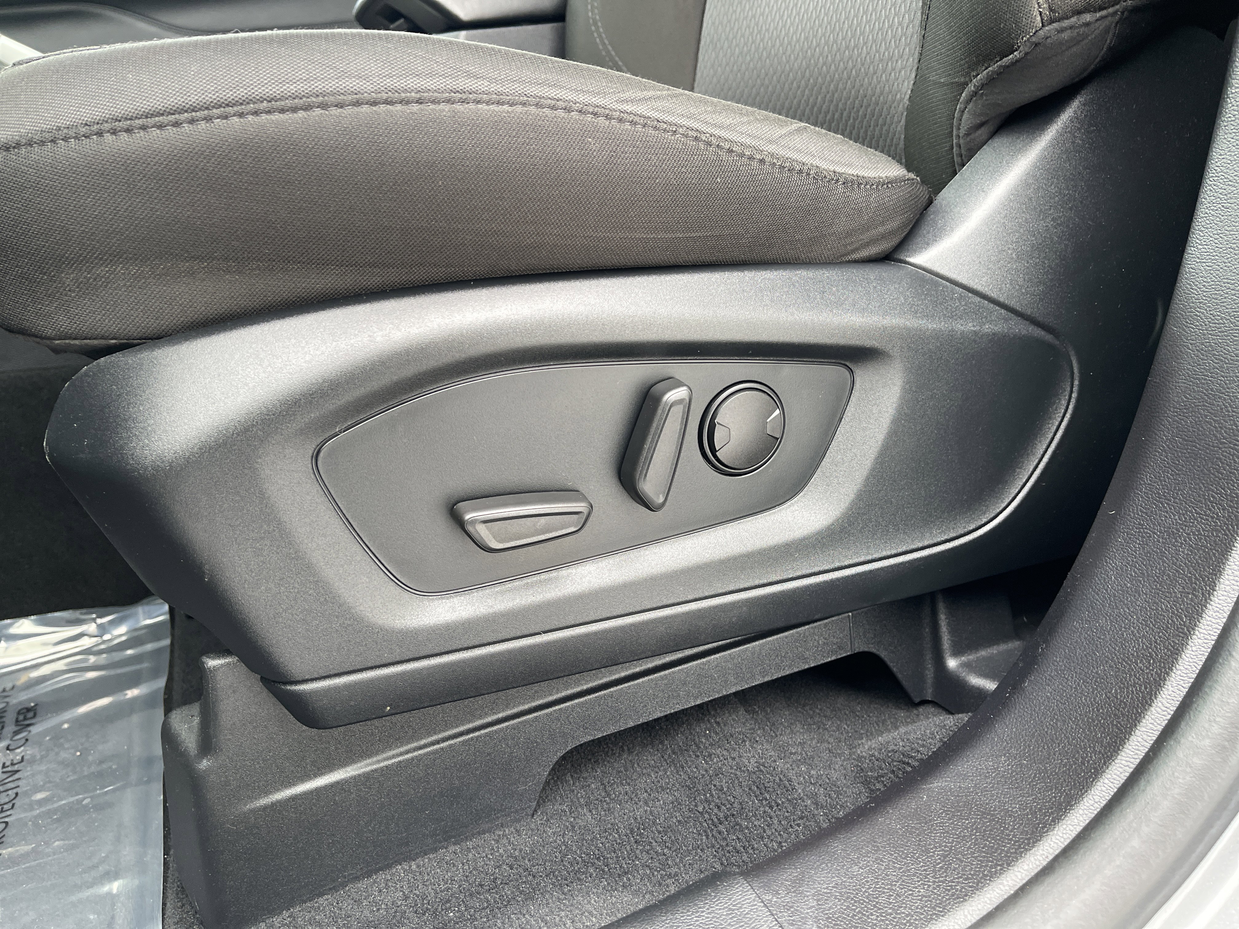 Certified 2022 Ford Explorer XLT w/ Class IV Trailer Tow Package image 15