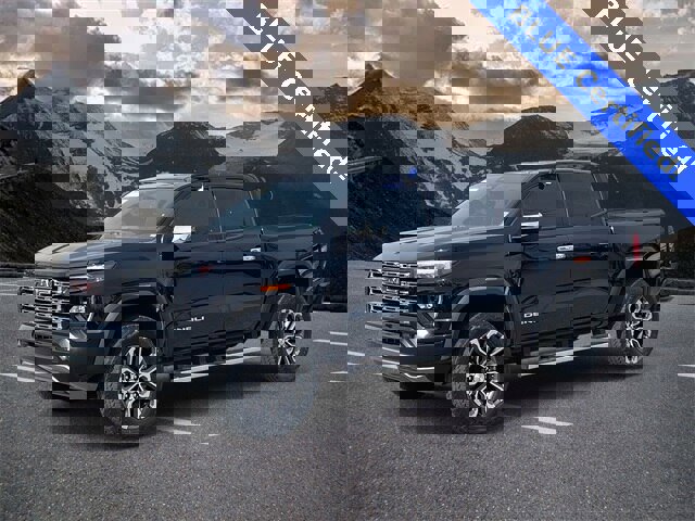 Used 2023 GMC Canyon Denali image 1