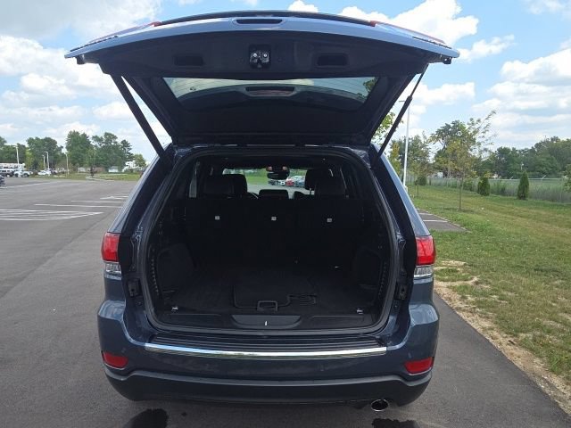 Used 2020 Jeep Grand Cherokee Limited w/ Premium Lighting Group AWD/4WD image 10