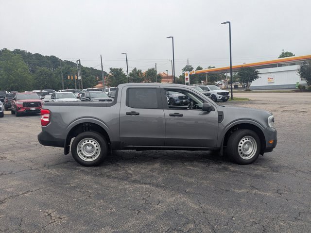 Certified 2023 Ford Maverick XL FWD image 11