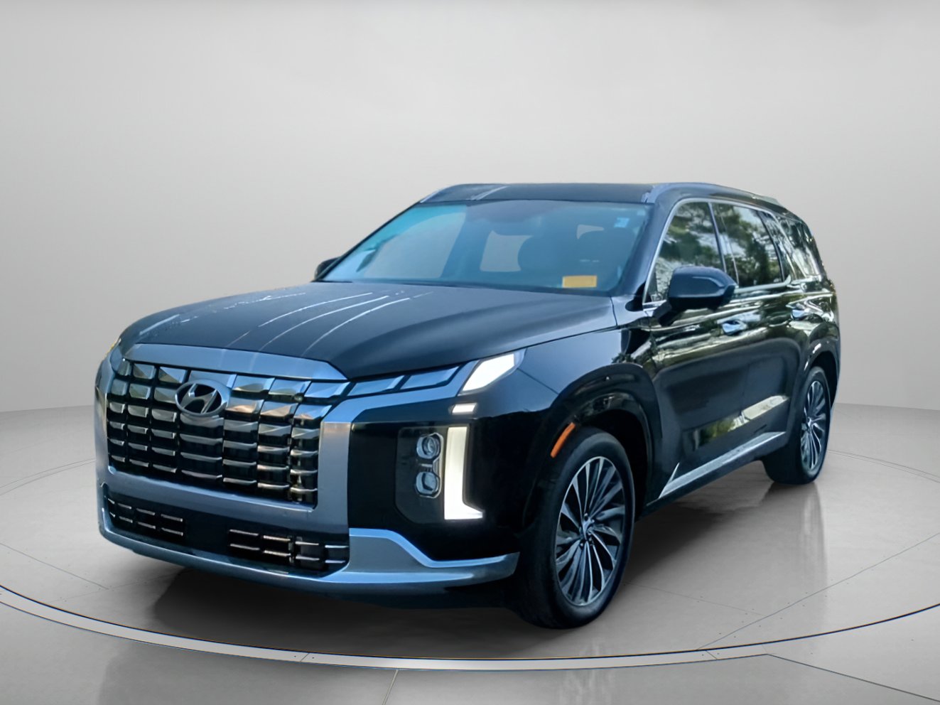 Used 2025 Hyundai Palisade Calligraphy FWD image 11