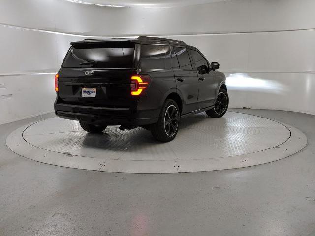 Certified 2024 Ford Expedition Limited image 3
