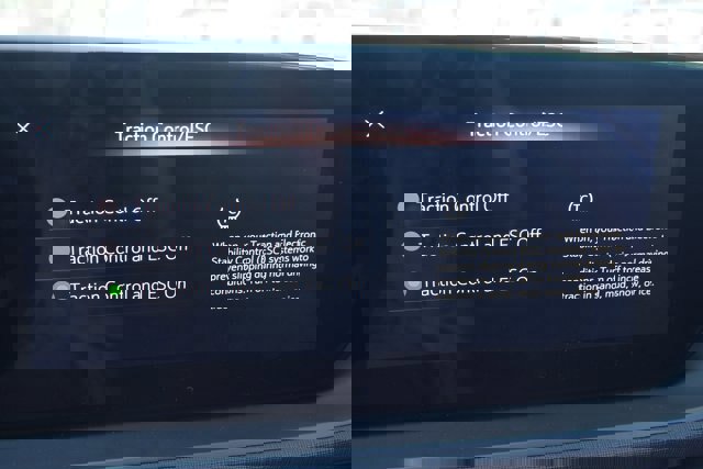 Used 2025 Buick Envista Sport Touring w/ Convenience I Package FWD image 28