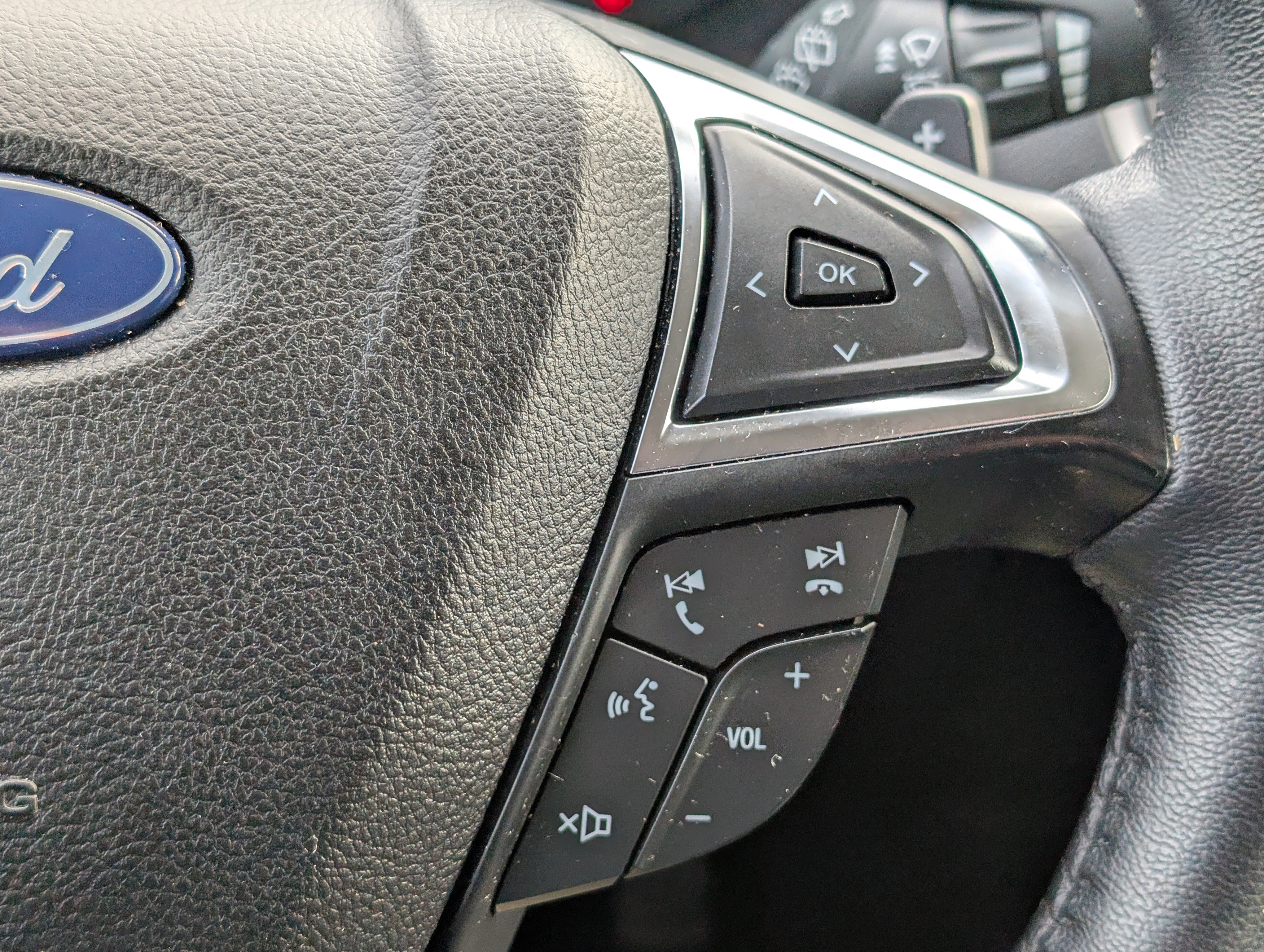 Certified 2022 Ford Edge SEL w/ Convenience Package image 23