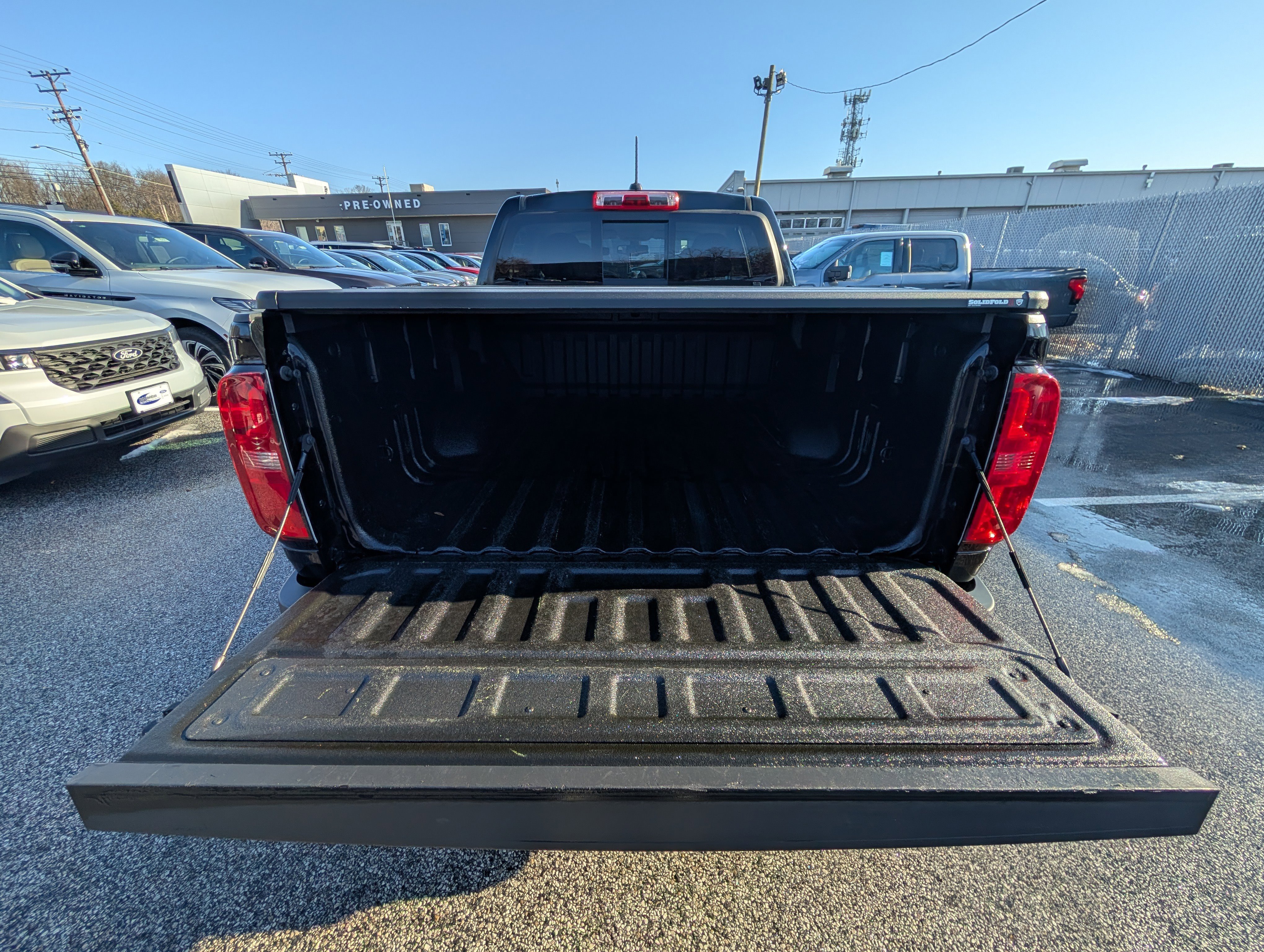 Used 2021 Chevrolet Colorado LT w/ LT Convenience Package image 14