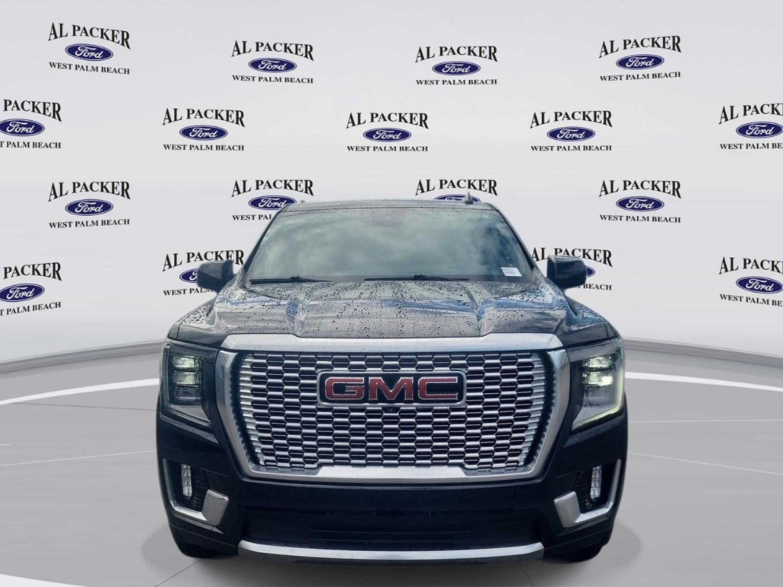 Used 2024 GMC Yukon XL Denali AWD/4WD image 8