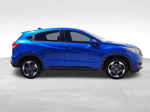 Used 2018 Honda HR-V EX image 2