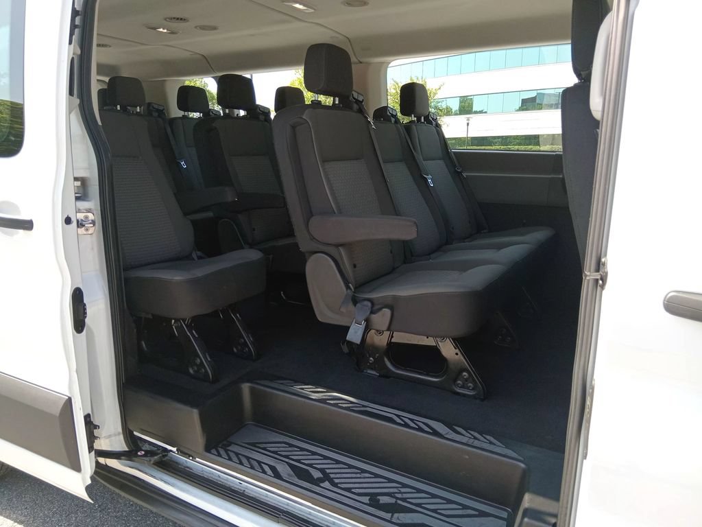 Certified 2024 Ford Transit 350 XLT RWD image 11