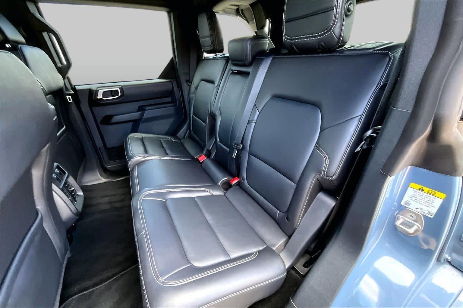 Certified 2025 Ford Bronco Outer Banks AWD/4WD image 21
