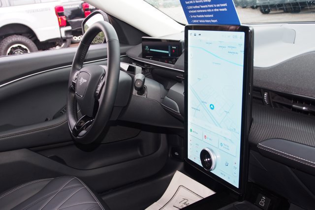 Certified 2025 Ford Mustang Mach-E Select w/ Comfort Package Lite image 10