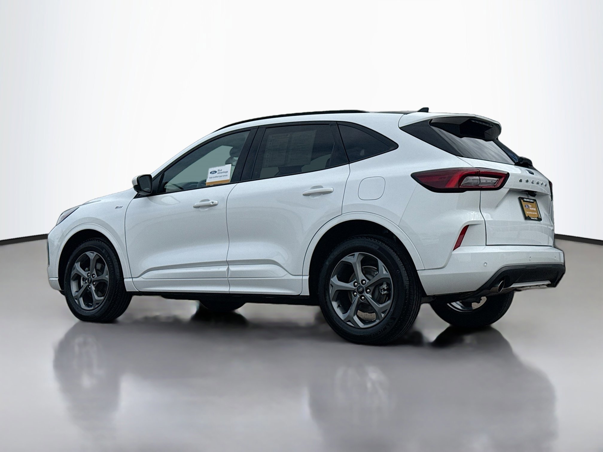 Certified 2023 Ford Escape ST-Line Select w/ Tech Pack #2 video 2