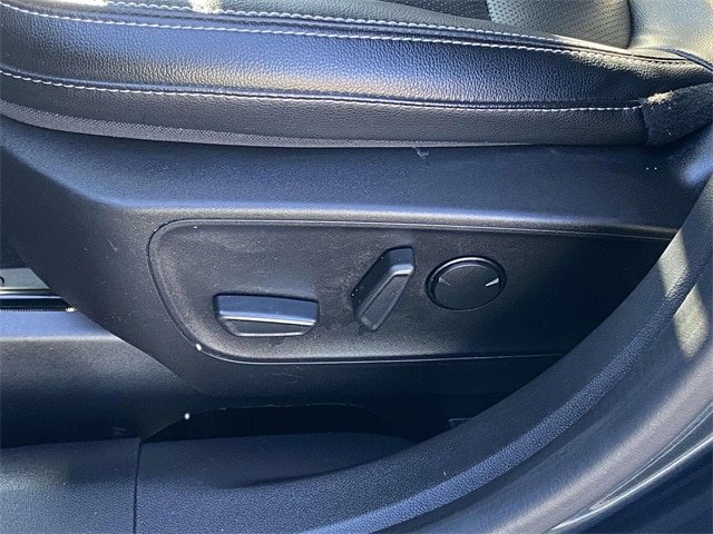 Certified 2022 Ford Escape SEL FWD image 14