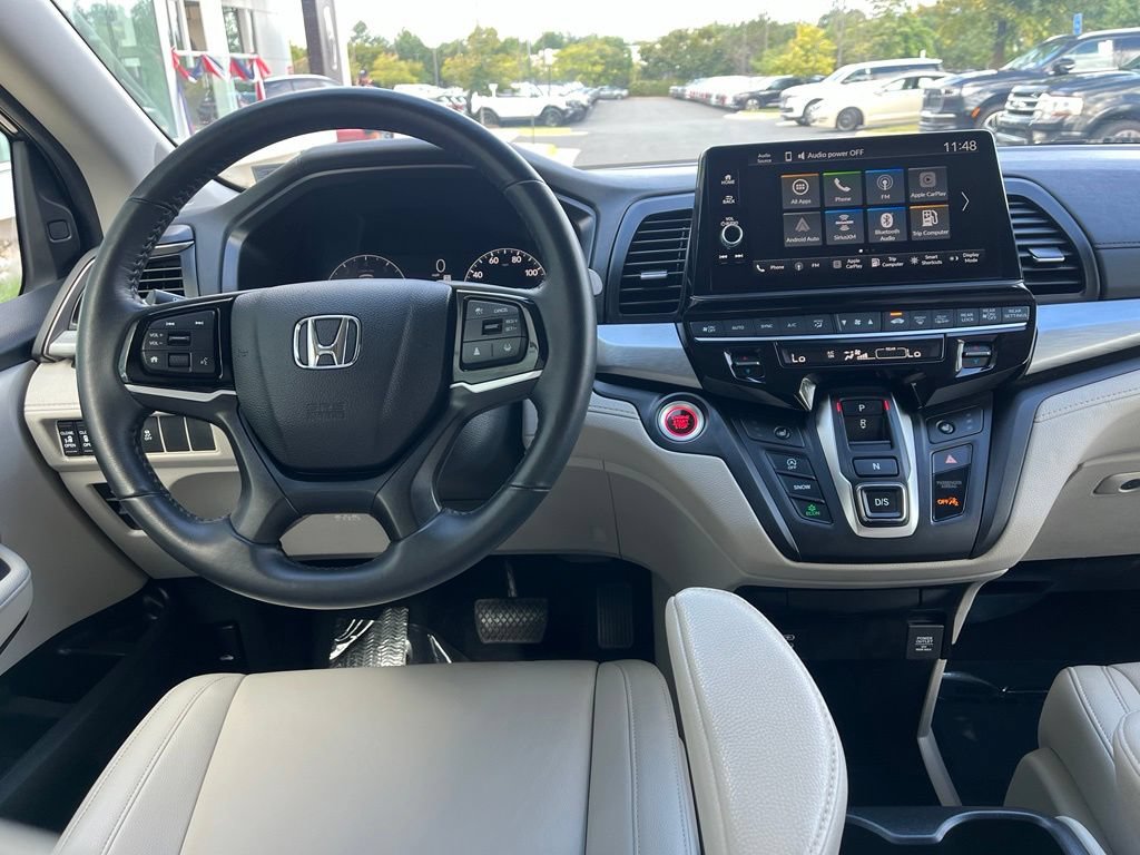 Used 2025 Honda Odyssey EX-L image 17
