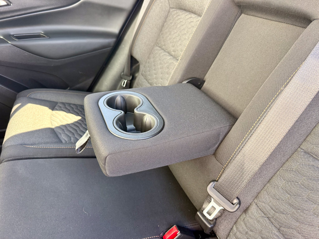 Used 2020 Chevrolet Equinox LT FWD image 36