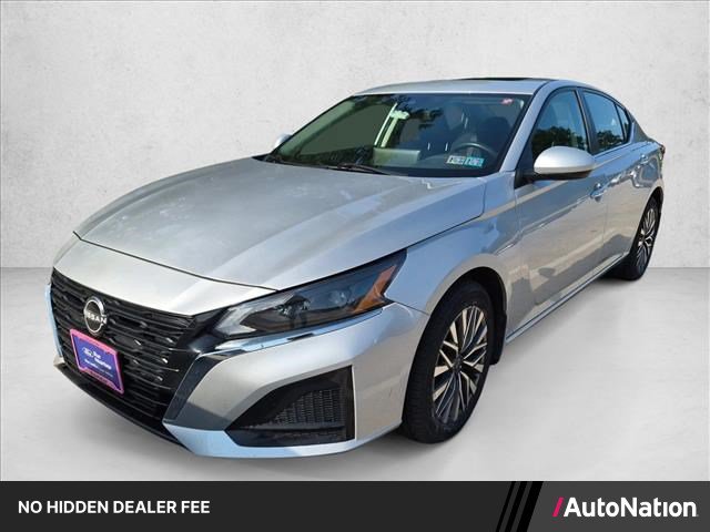 Used 2023 Nissan Altima 2.5 SV w/ SV Premium Package