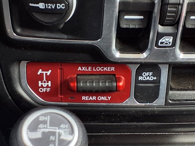Used 2023 Jeep Gladiator Mojave w/ LED Lighting Group AWD/4WD image 13