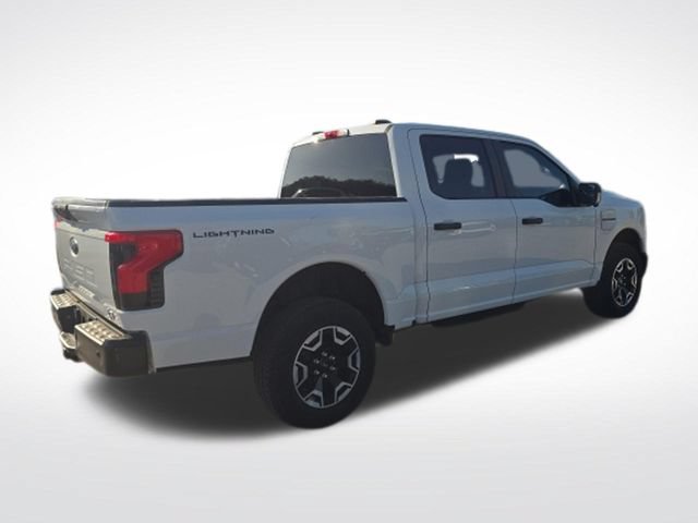 Certified 2022 Ford F150 Lightning Pro w/ Tow Technology Package AWD/4WD image 3