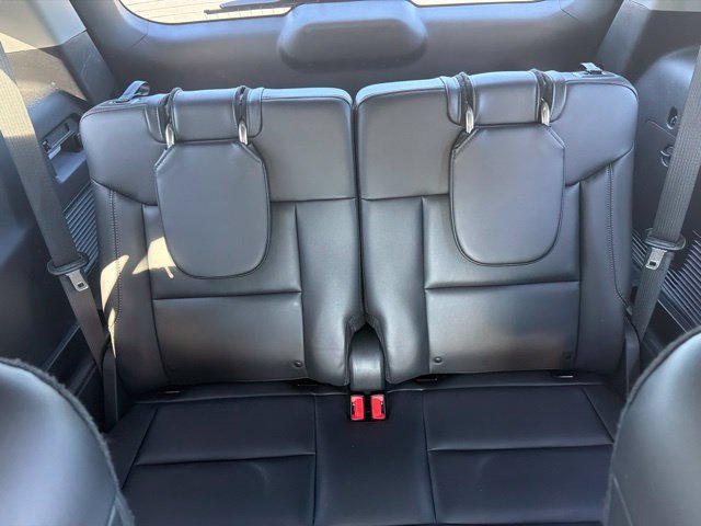 Certified 2023 Ford Explorer XLT w/ Equipment Group 202A AWD/4WD image 40