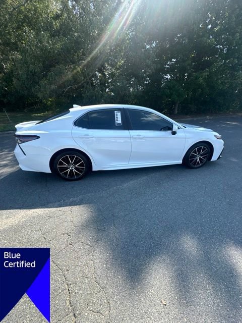 Used 2021 Toyota Camry SE FWD image 6